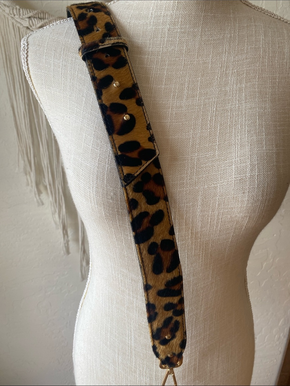 New without tag!Leopard Print Adjustable Crossbody Strap - Brown
